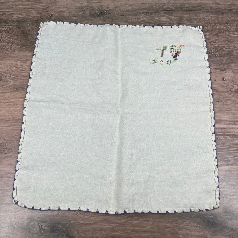 Vintage Linen Cross Stitch Embroidered Pagoda Willow Napkins Cream Set of 3